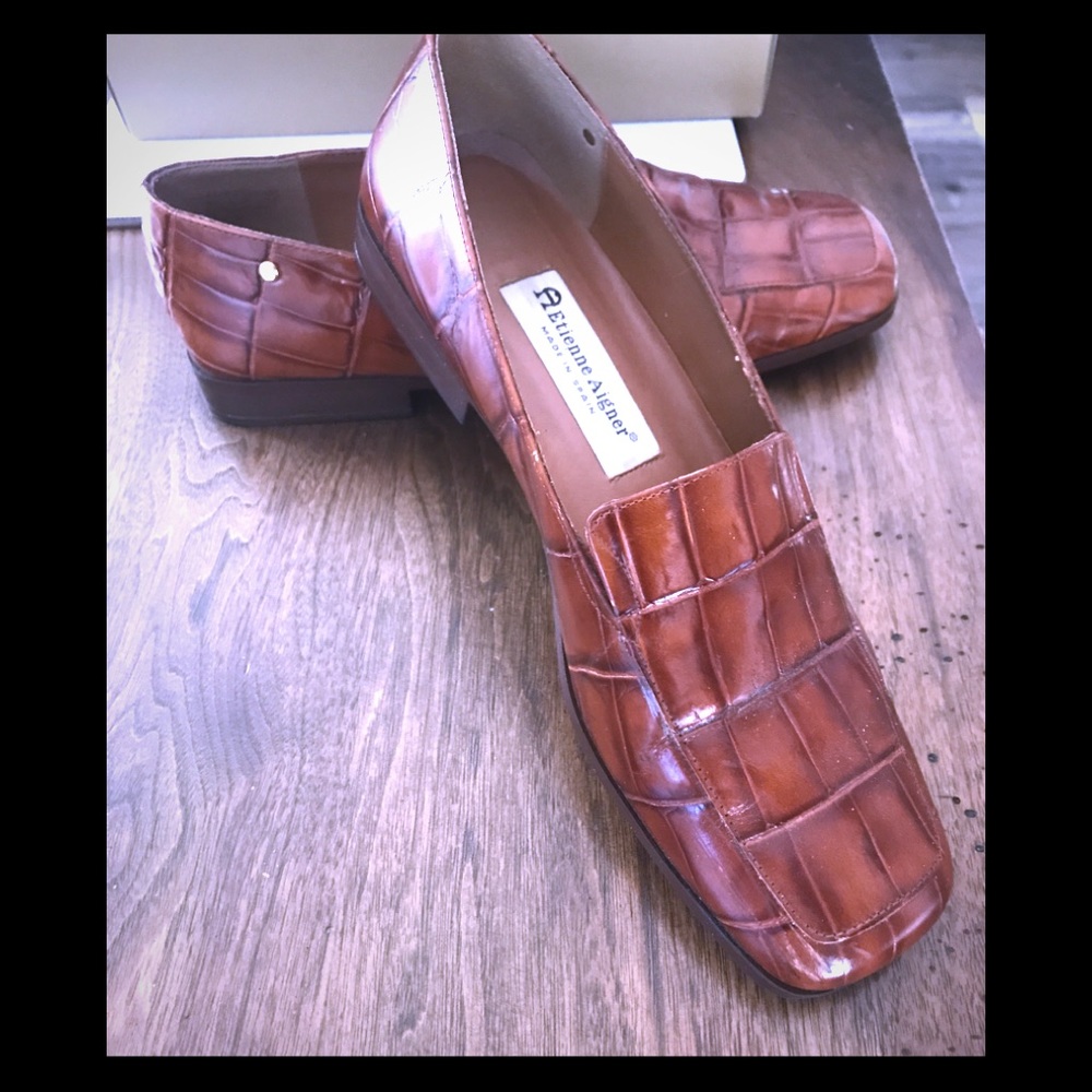 Cognac Croco Flats Sz 9